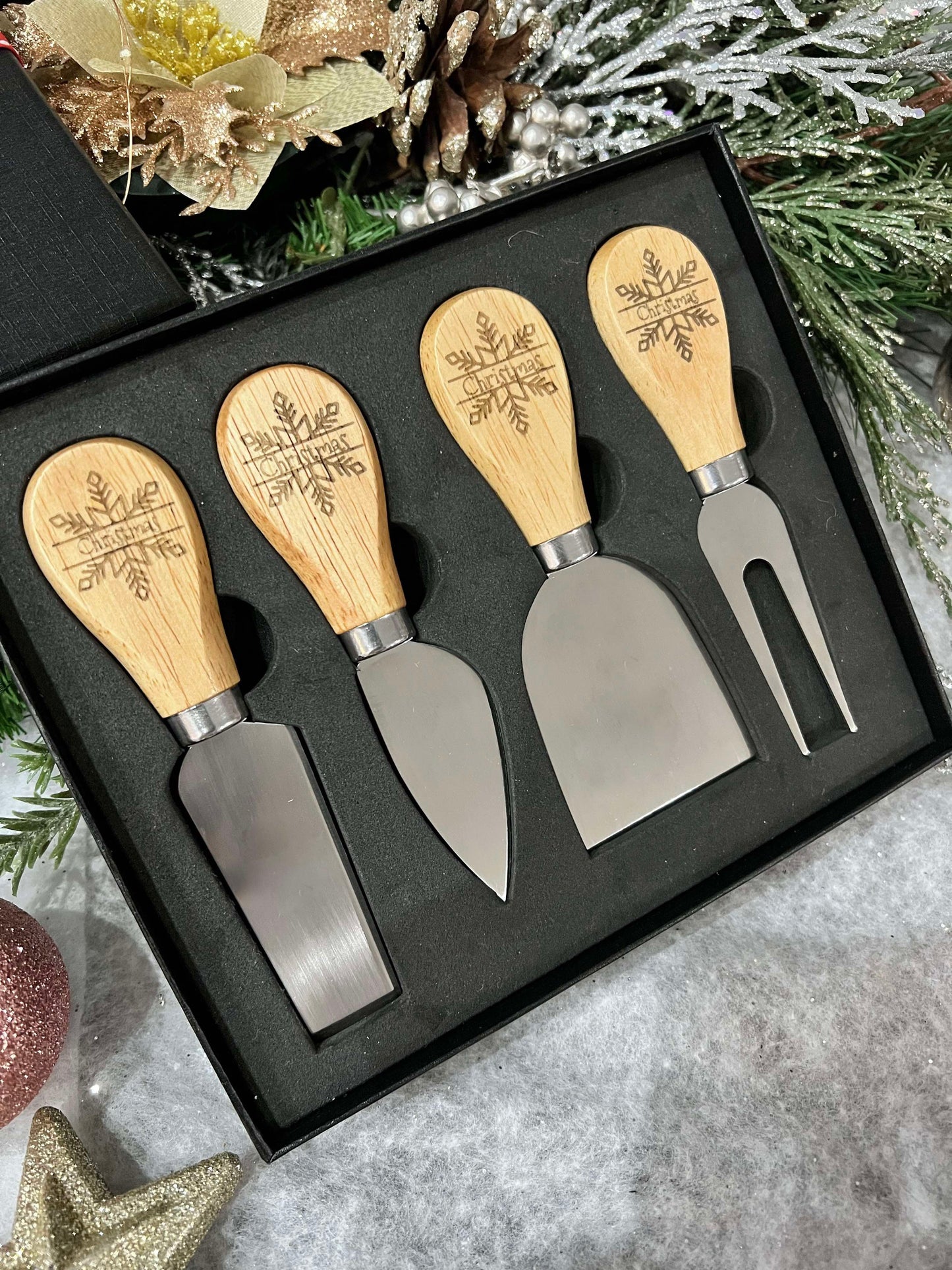 4pc Cheese Knife Christmas Set