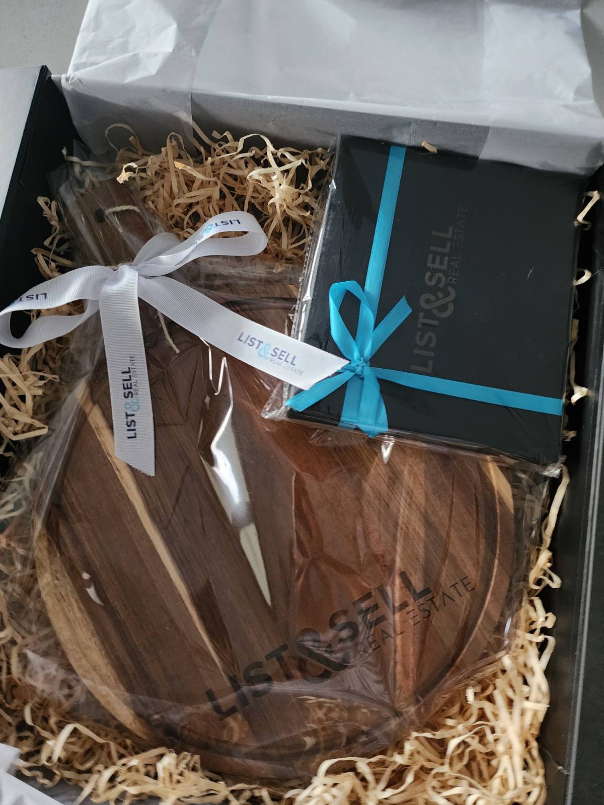 Products: Essential Hamper