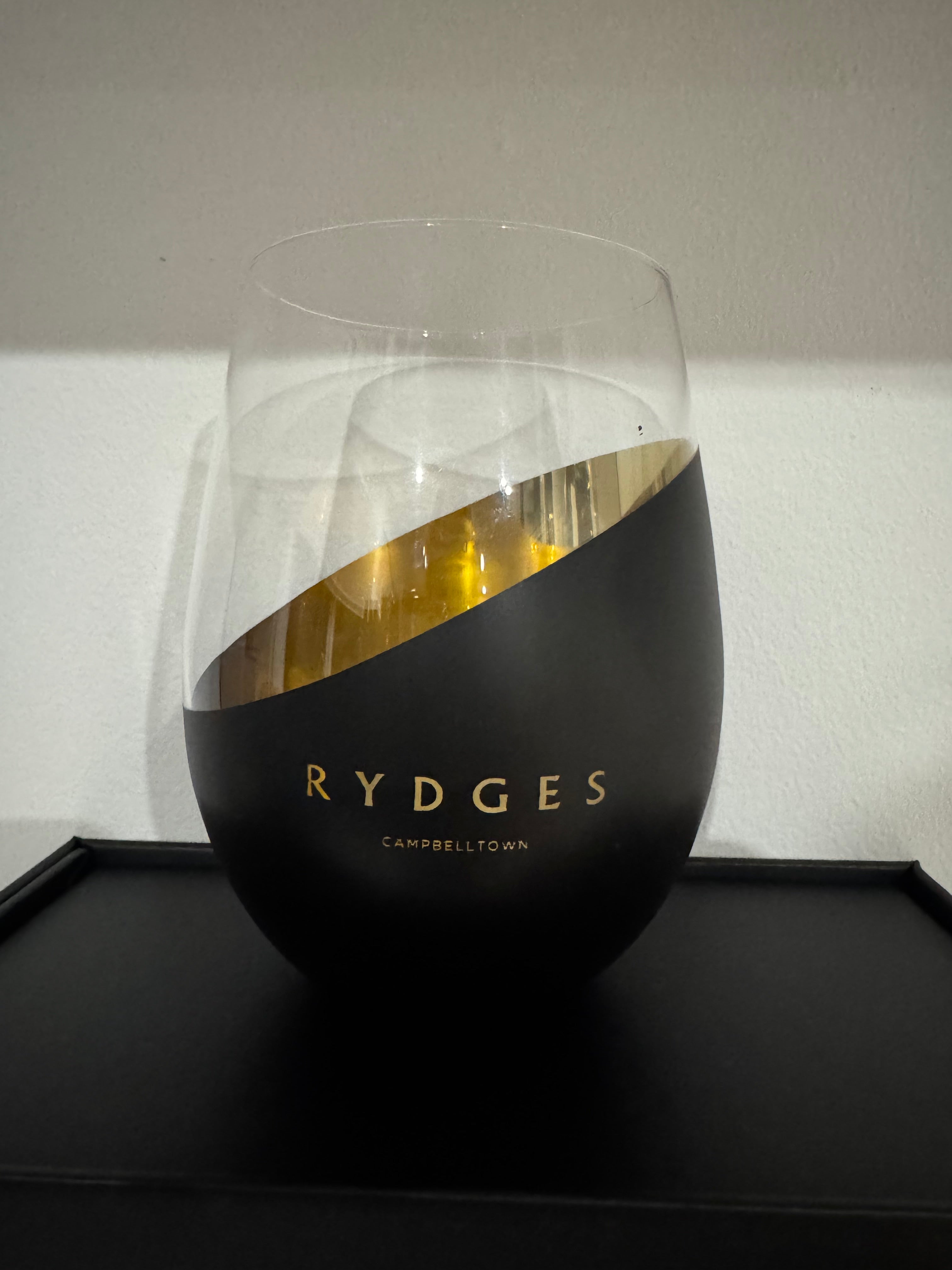 Elegant & Sophisticated Wine Set