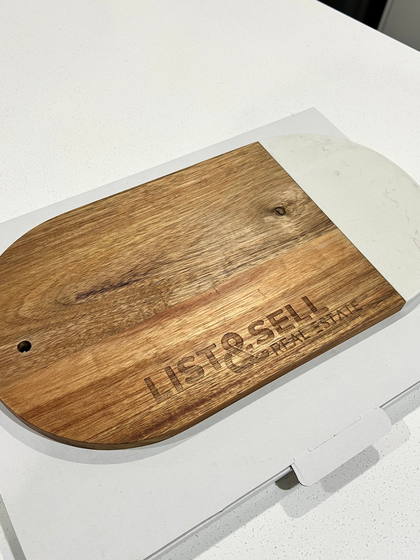 Products: Wood and Marble Cheeseboard