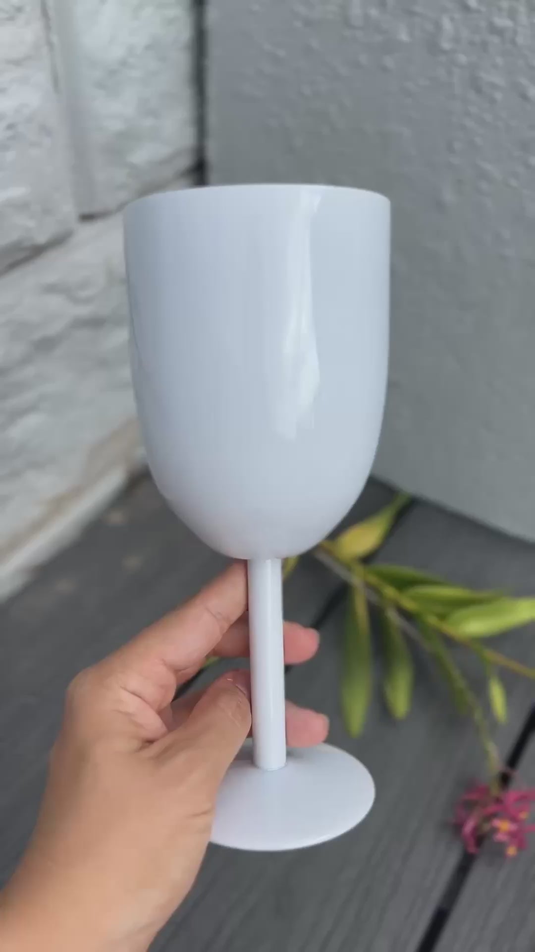 Personalised Wine Goblet: Blank or Custom Design