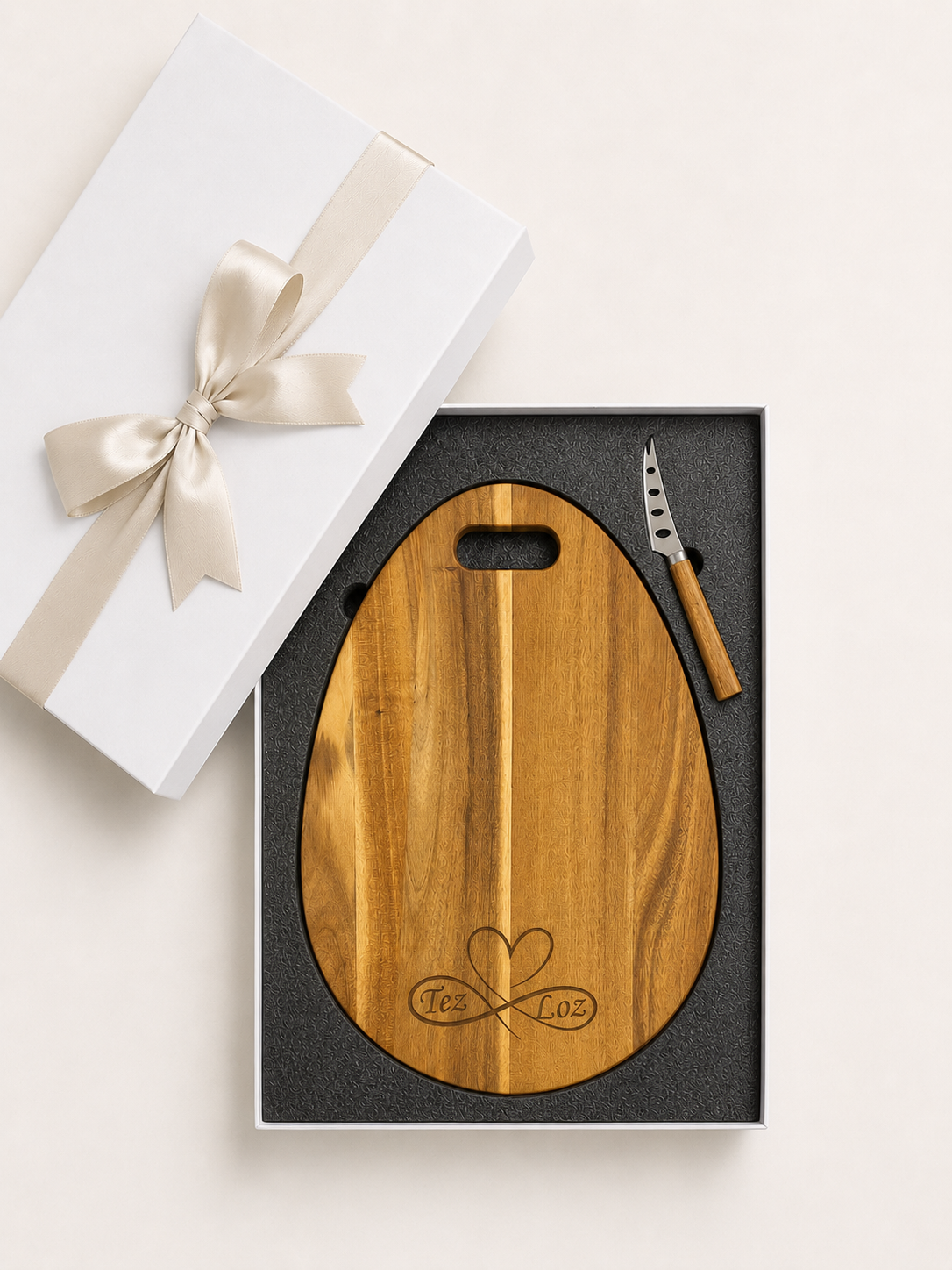 Personalised Cheeseboard Gift Box Set Teardrop