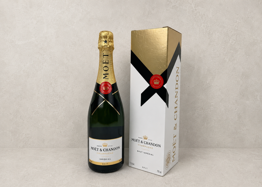 Personalised Moet and Chandon Gift Set